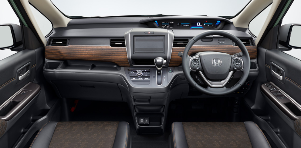 フリードHYBRID CROSSTAR　Honda SENSING