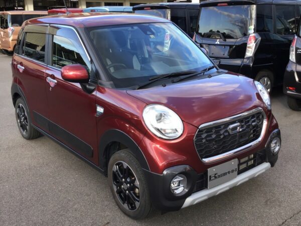 ダイハツキャストは上質なスタイルが魅力のトールワゴン 特徴や内装の違いを解説 車購入のお役立ち情報カミタケマガジン