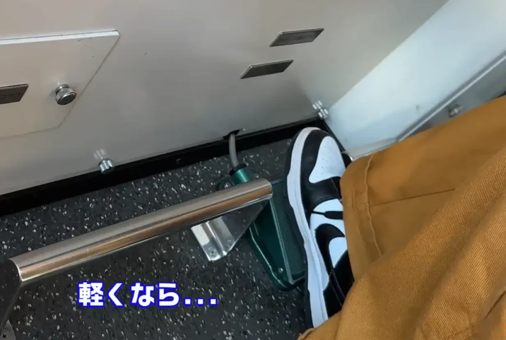 5000形内装