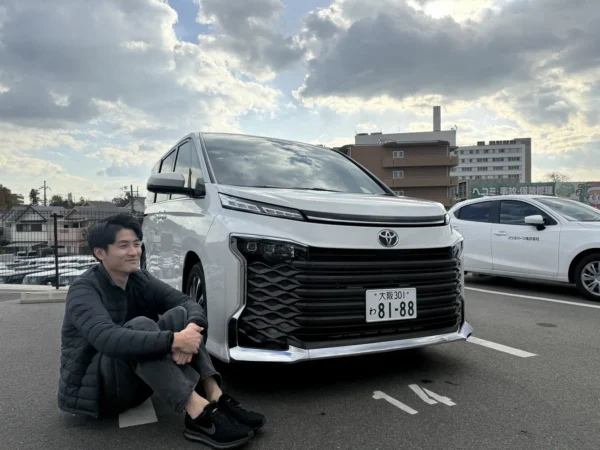 男性　ミニバン