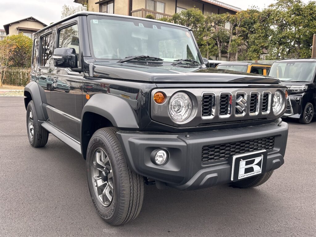 ジムニーノマド外装：斜め正面