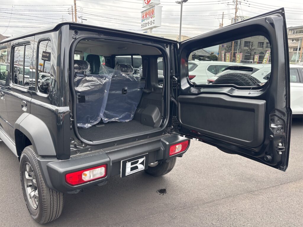 ジムニーノマド外装：リアゲート