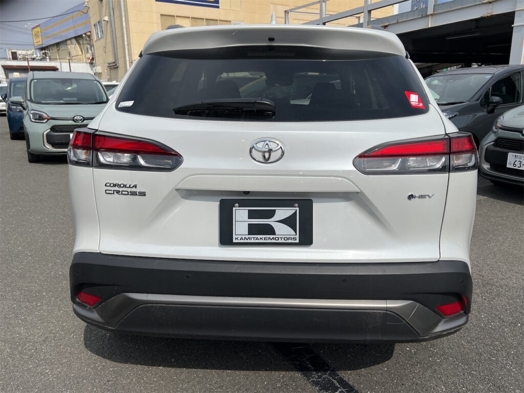 カローラクロス外装：リヤ