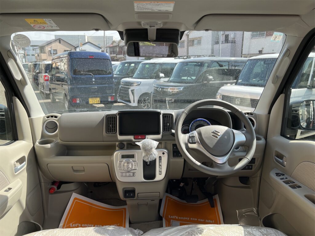 エブリイワゴン内装:運転席