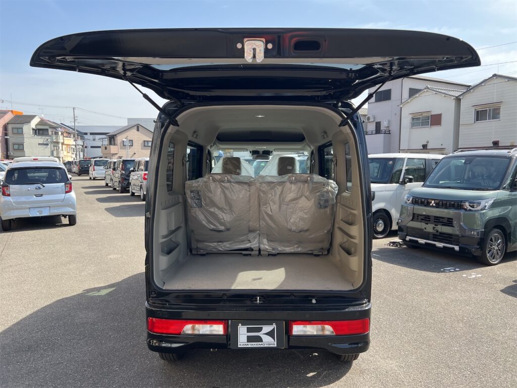 エブリイワゴン内装:荷室