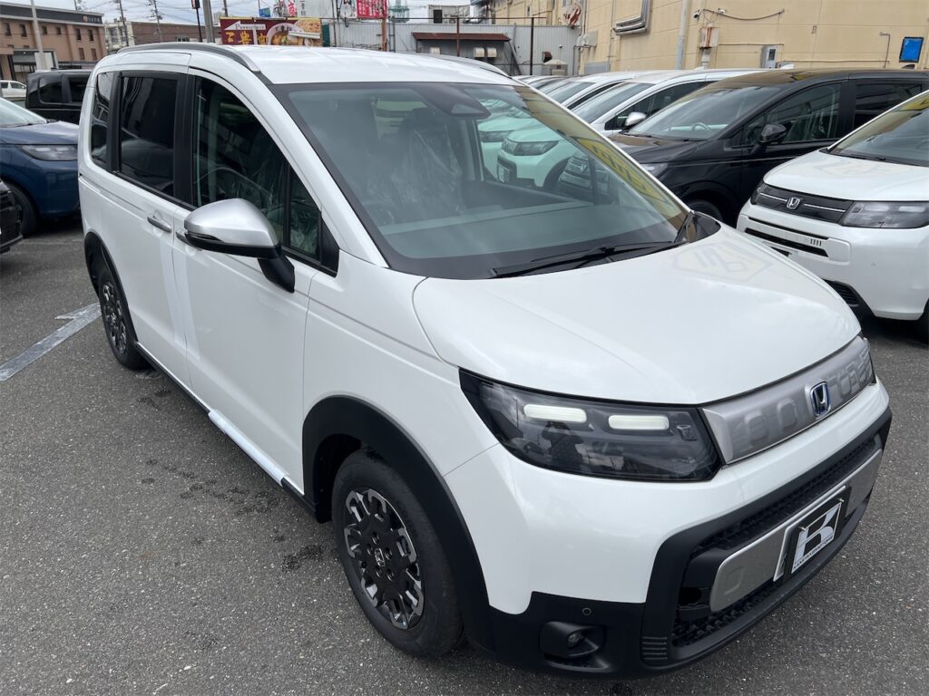 外装：斜め正面