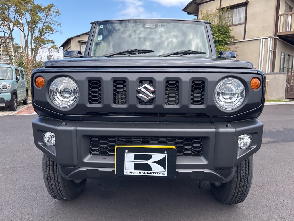 外装：フロントグリル