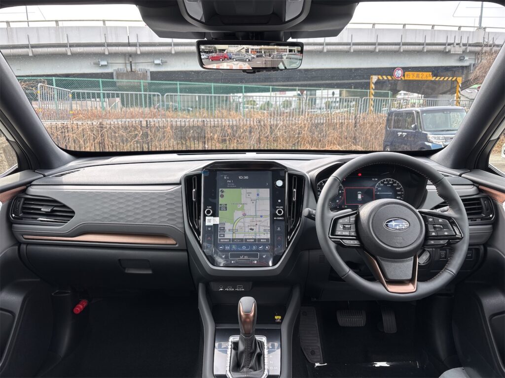 フォレスター内装:運転席