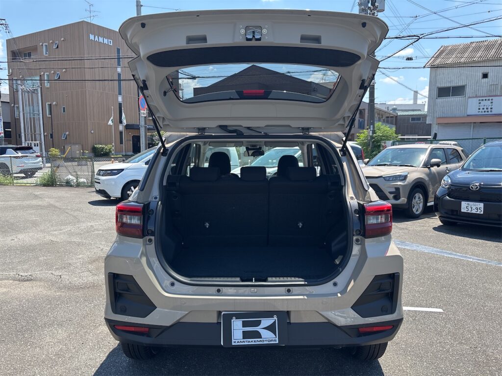 ライズが内装：ラゲージルーム