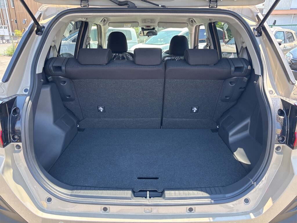 ライズが内装：ラゲージルーム