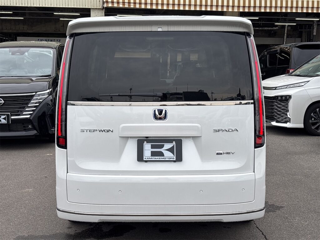 ステップワゴン外装：リヤゲート