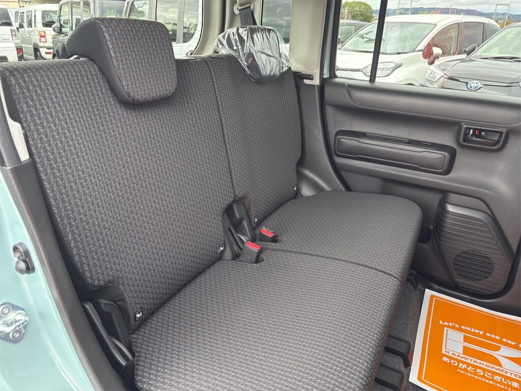 ハスラー内装：後部座席