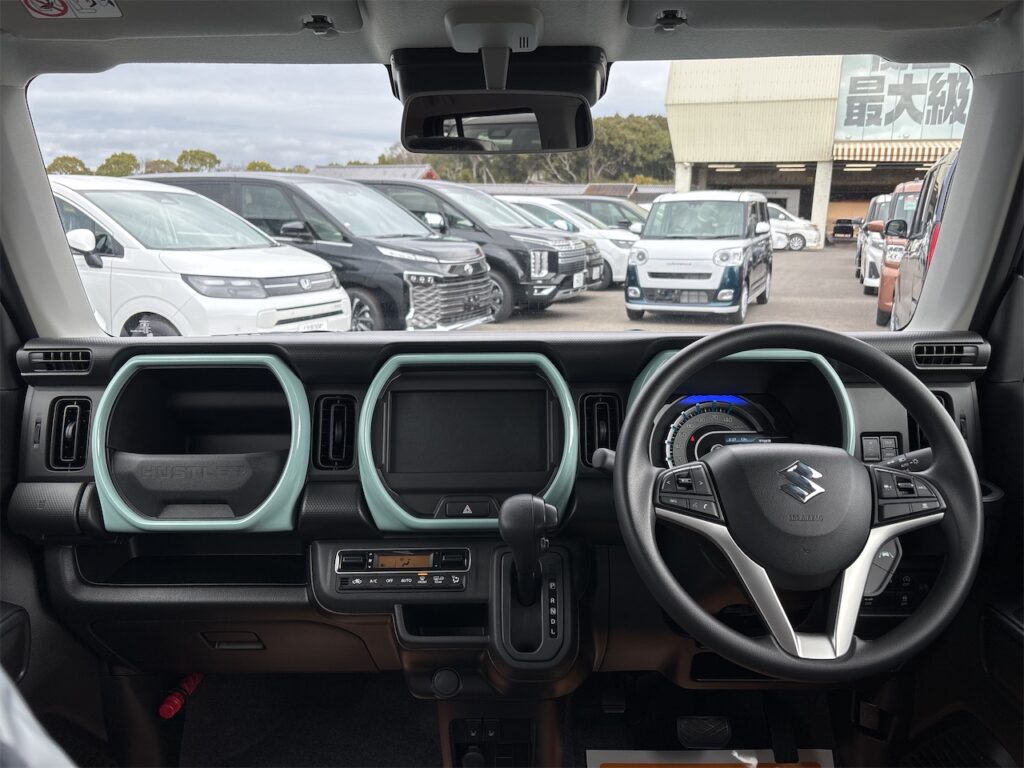 ハスラー内装：運転席