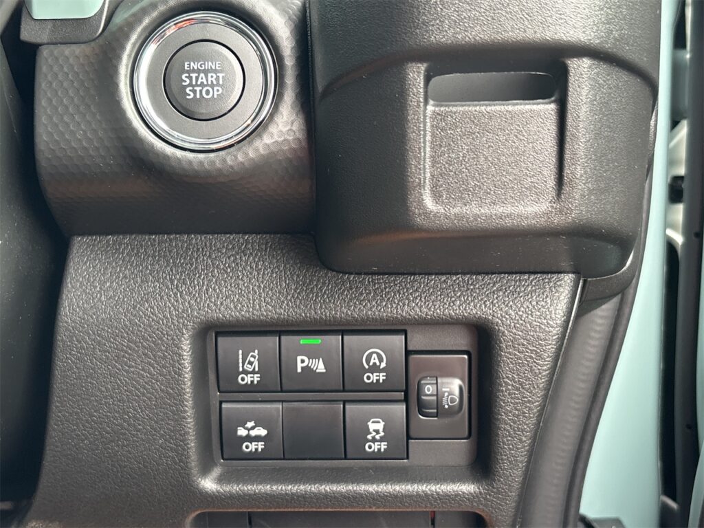 ハスラー内装：ボタン