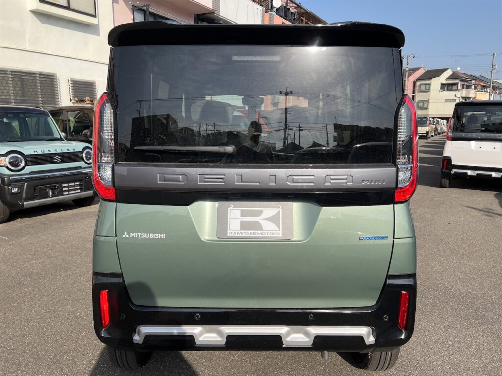 デリカミニ外装：リア