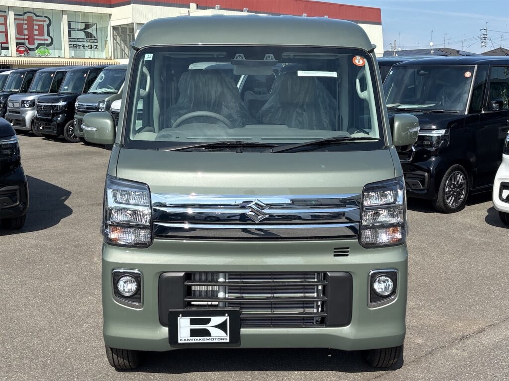 外装：フロントグリル