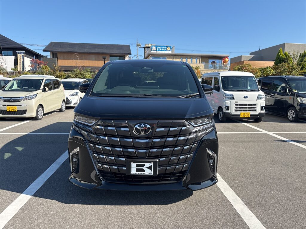 外装：フロントグリル