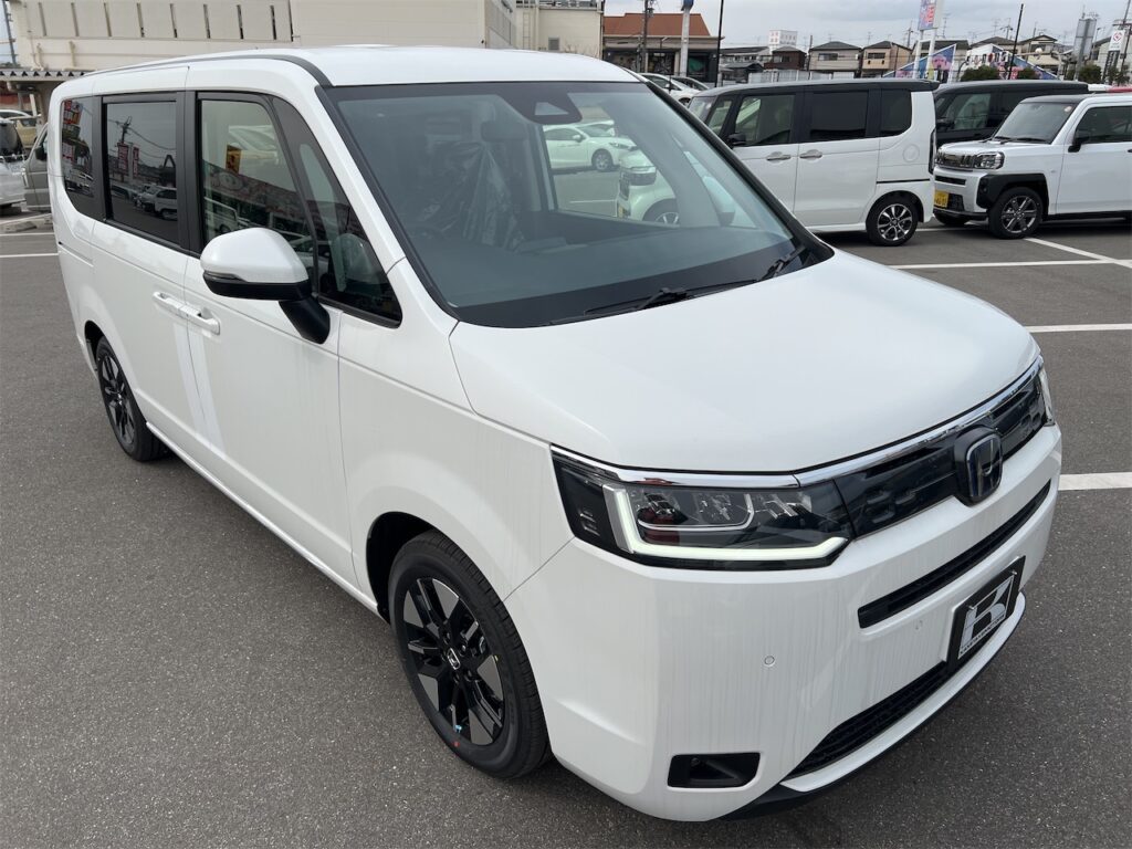 外装：斜め正面