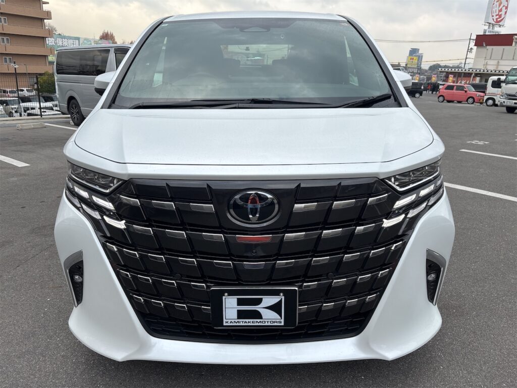 外装：フロントグリル