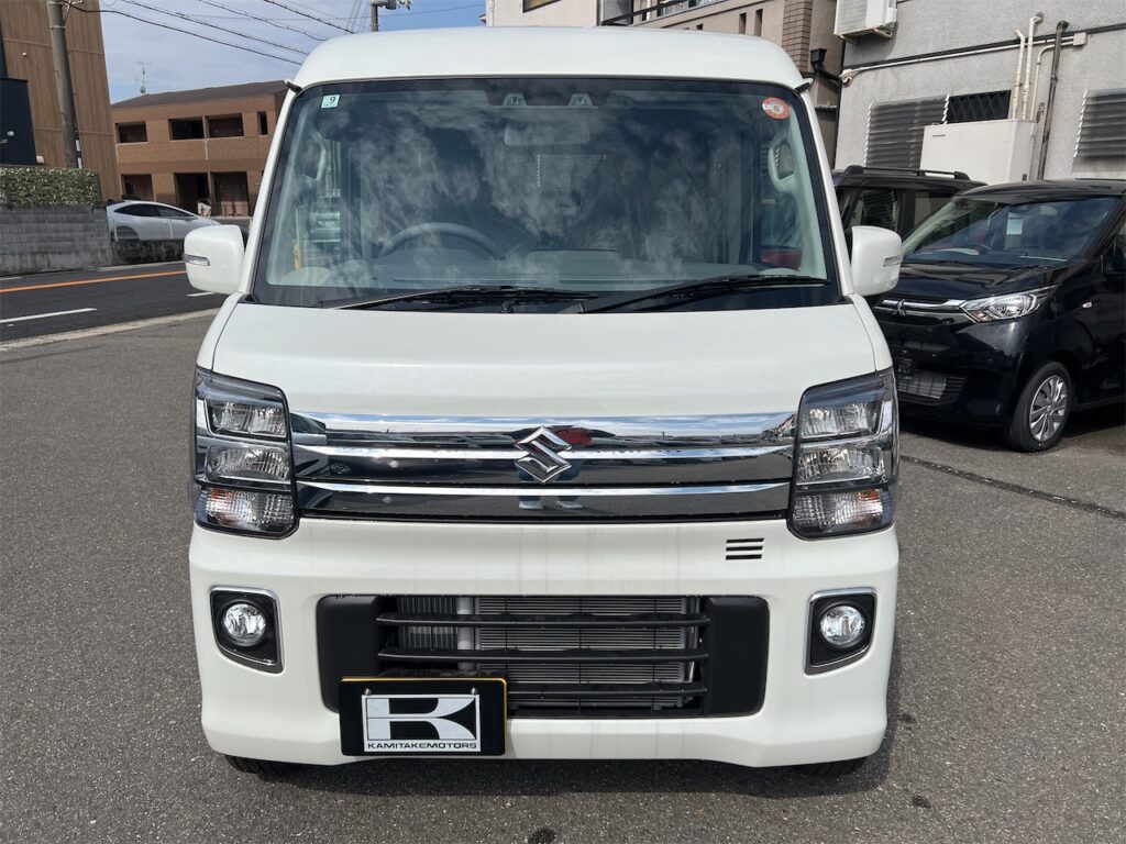 外装：フロントグリル