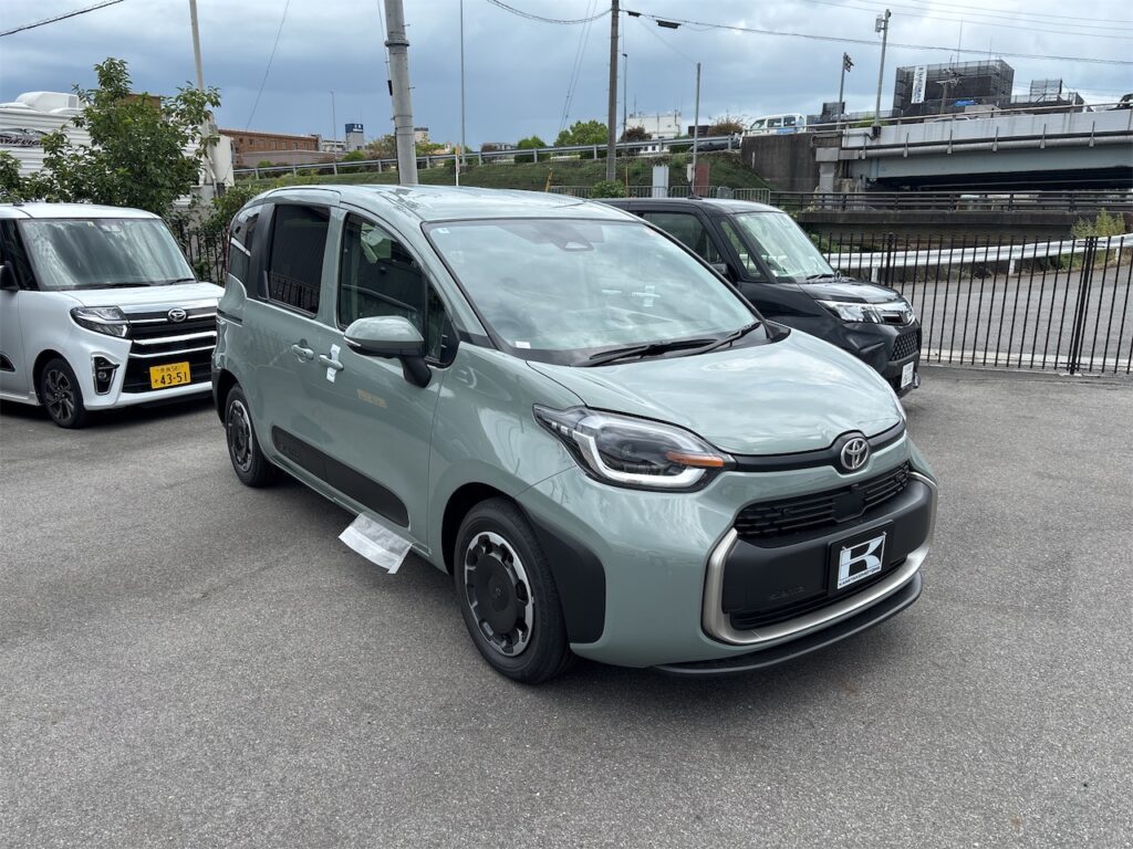 外装：斜め正面