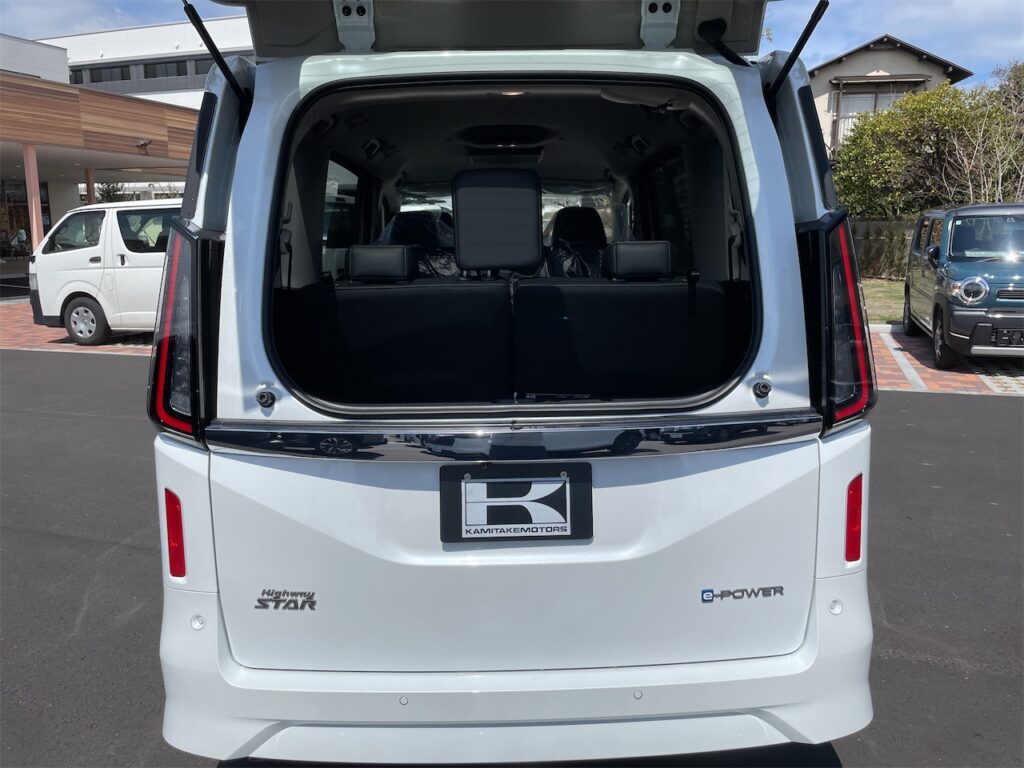 外装：リアゲート