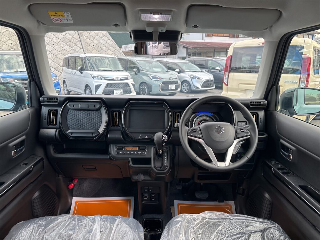 内装:運転席
